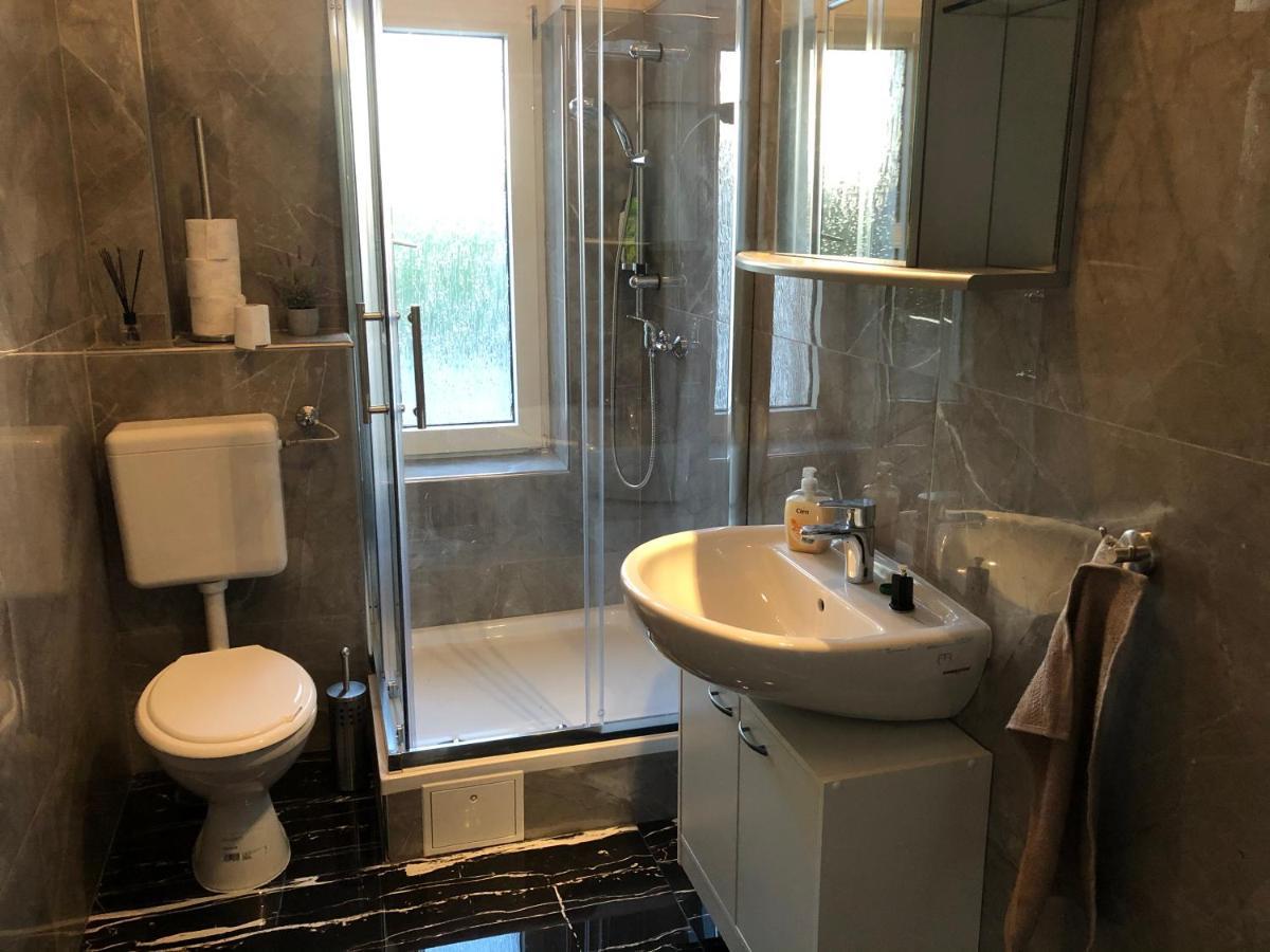 M/P Apartment Duisburg Luaran gambar